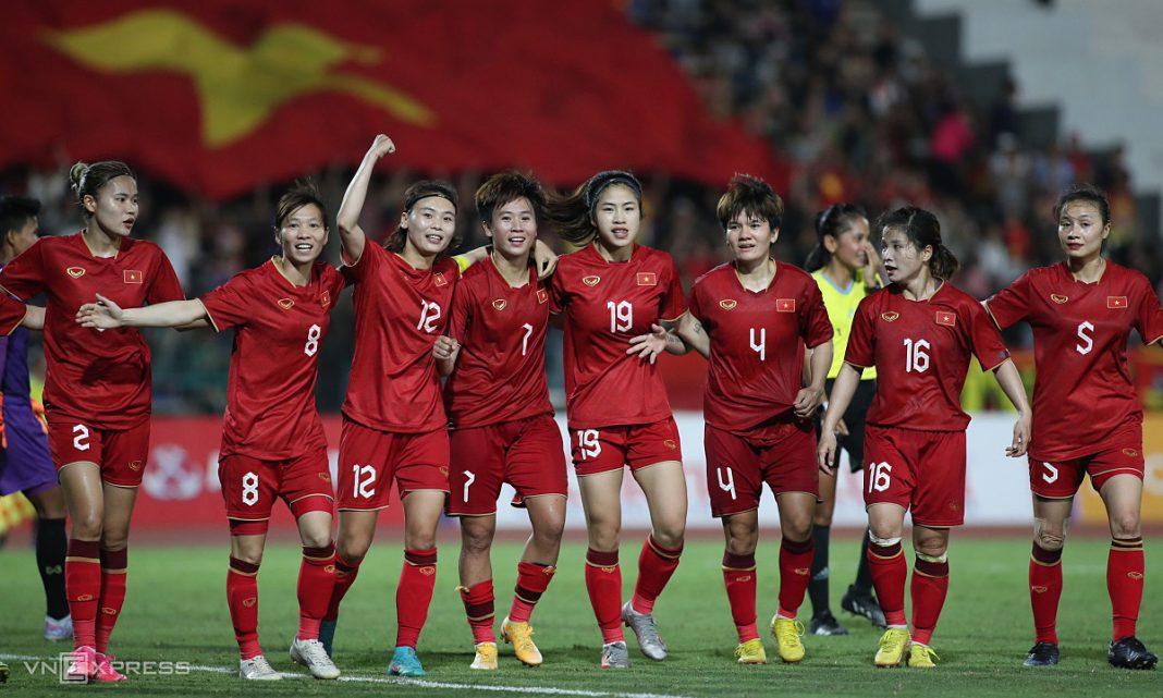 Đội tuyển nữ Việt Nam tích cực tập luyện trước thềm World Cup 2023 (Ảnh: Internet)