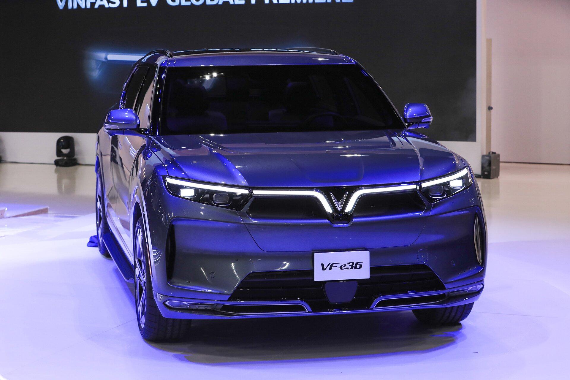 Xe ô tô điện VinFast VF e36 tại Los Angeles Auto Show 2021 - Ảnh: Vinfast