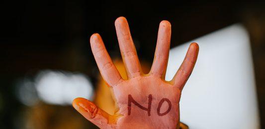 13 điều kiêng kỵ khi đi du lịch tháng cô hồn: Không gõ cửa, không cúng bái