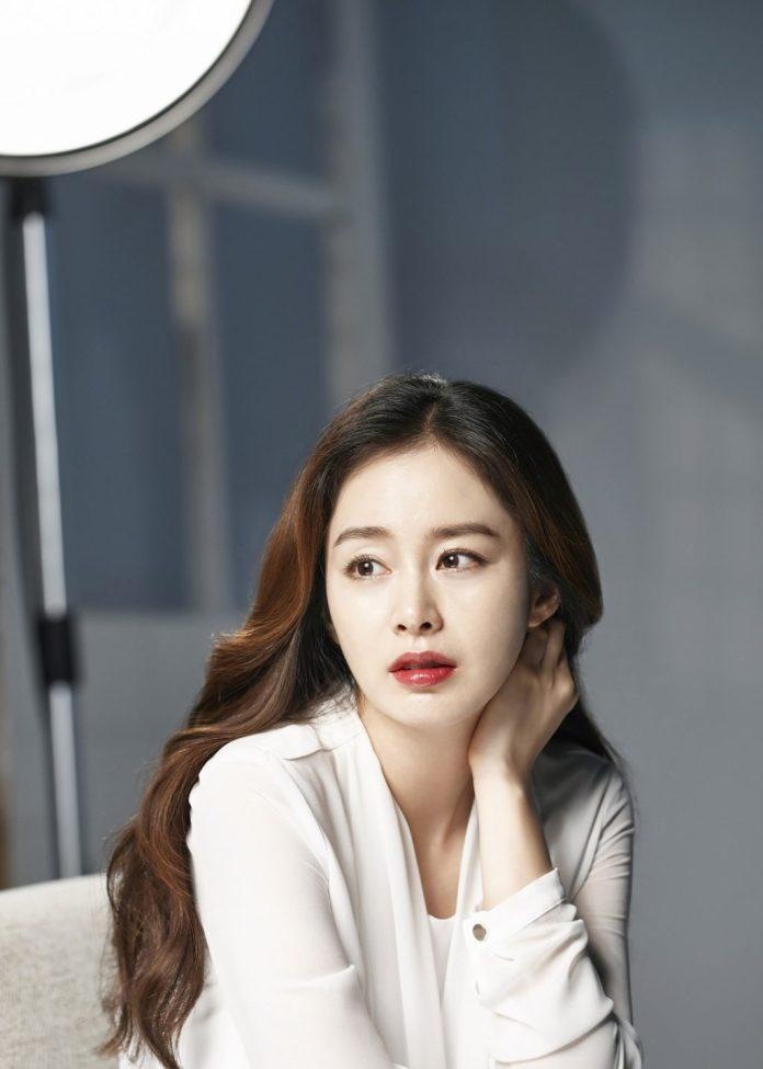 Kim Tae Hee là một trong những nữ diễn viên xinh đẹp nhất Hàn Quốc. (Nguồn: Internet)