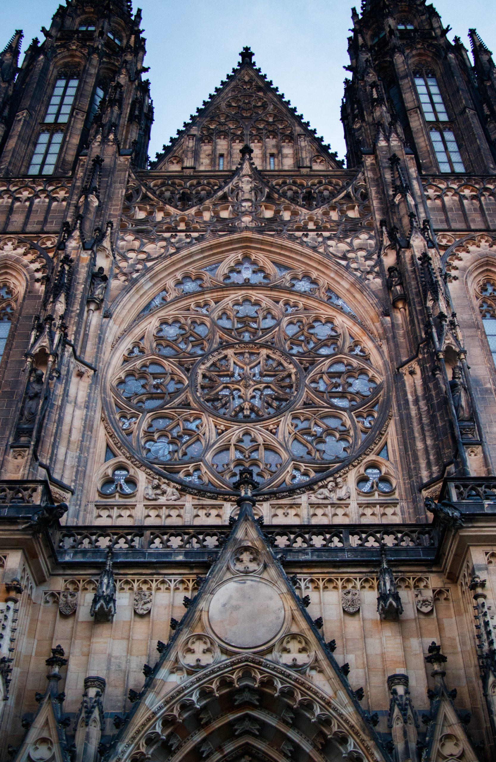 Lâu đài Praha với kiến trúc đặc trưng của châu Âu – Nguồn: Internet