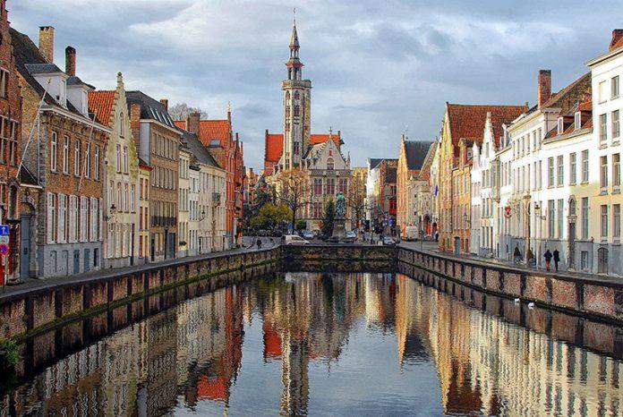 Phố cổ đẹp nhất châu Âu Bruges - Nguồn: Internet