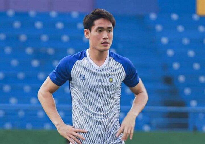 Huỳnh Tấn Sinh trong màu áo Hà Nội FC (Ảnh: Internet)