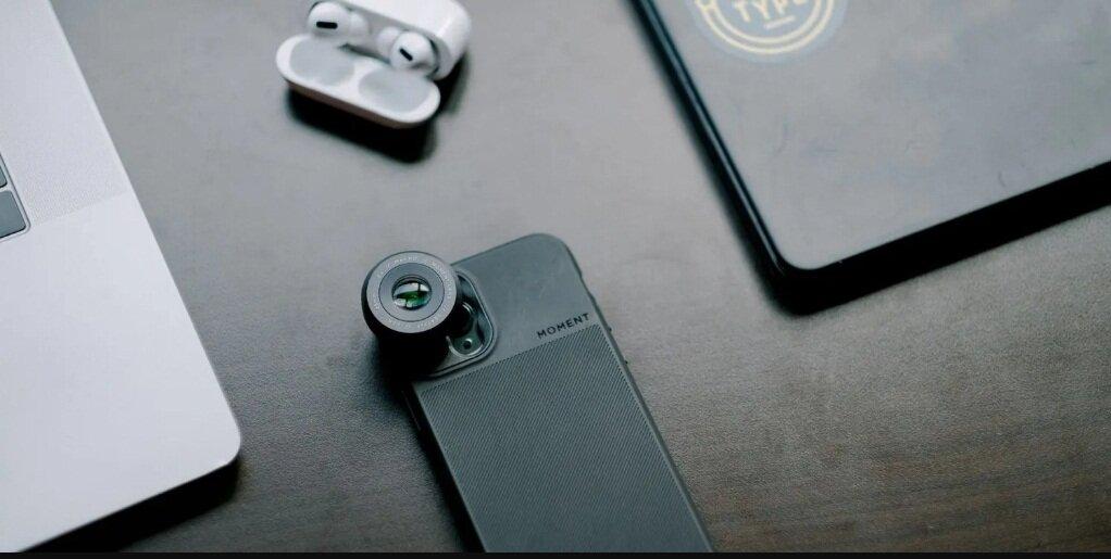 Ốp lưng iPhone có kèm ống kính macro (Ảnh: Internet)