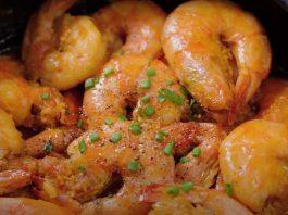 Chế biến tôm sao cho ngon? Thử ngay cách làm món tôm kho tàu đậm đà, hao cơm! Nguồn: Cô Ba Bình Dương