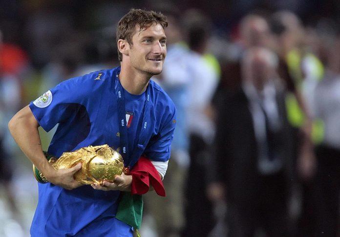 Totti ở đội tuyển quốc gia (Ảnh: Internet)