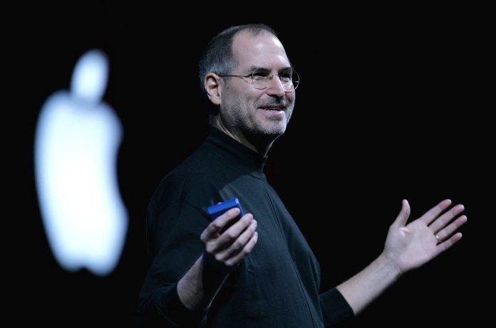 Steve Jobs, CEO huyền thoại của Apple (Ảnh: Internet)