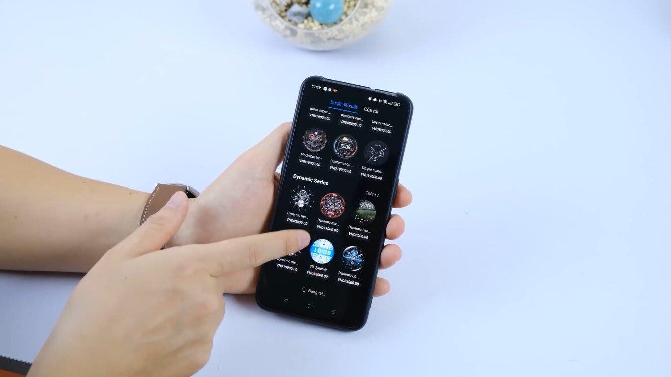 Huawei Watch GT 4 hỗ trợ hơn 25.000 mặt đồng hồ khác nhau cho bạn tha hồ lựa chọn ( Ảnh: Internet)