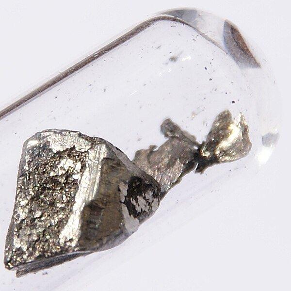 Kim loại hiếm lanthanum (Ảnh: Internet)