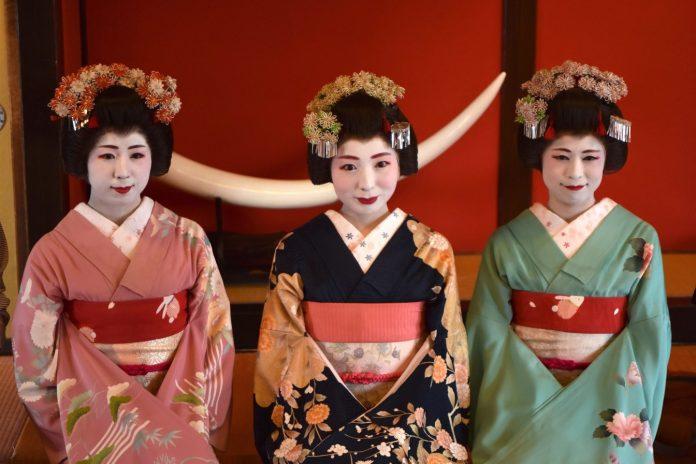 Có nhiều điều về Geisha Nhật Bản mà mọi người hay nhầm tưởng (Ảnh: Internet)