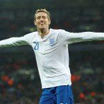 Peter Crouch khoác áo tuyển Anh (Ảnh:Internet)