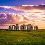 Nhiều người cho rằng Stonehenge là địa điểm ẩn chưa rất nhiều ma thuật (Ảnh: Internet)