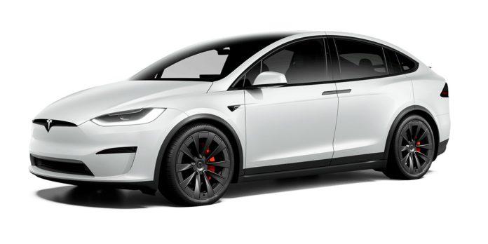 Xe Tesla Model X Plaid màu trắng với bánh xe 22 inch (Ảnh: Internet)