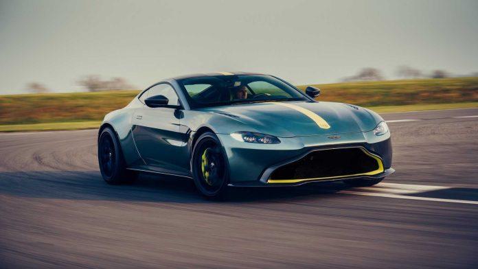 Thân xe Aston Martin Vantage 2023. (Nguồn: Internet)