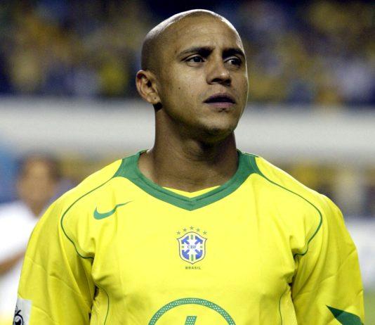 Roberto Carlos – Hậu vệ cánh đầy chất nghệ sĩ của bóng đá xứ samba Roberto Carlos ở ĐTQG (Ảnh:Internet)