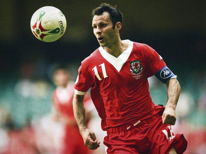 Giggs ở đội tuyển quốc gia (Ảnh: Internet)