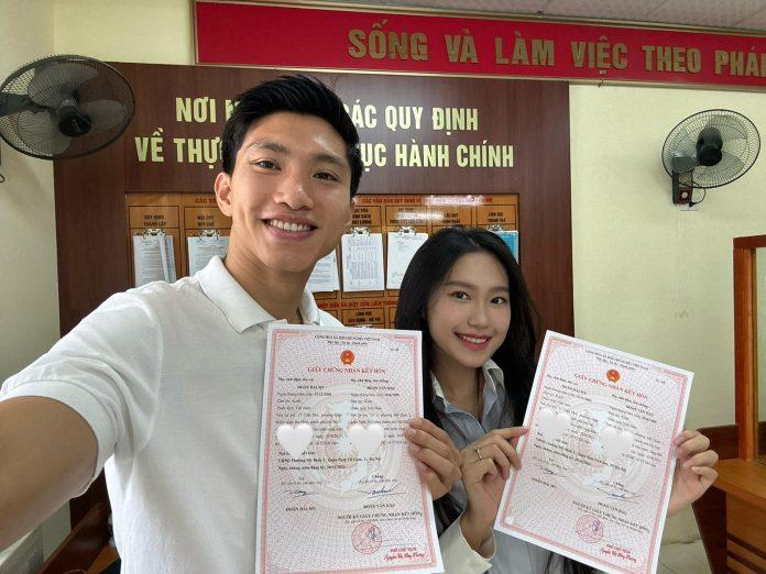Sau hơn 3 năm yêu nhau, Đoàn Văn Hậu và bạn gái Doãn Hải My quyết định về "sống chung một nhà", lễ cưới diễn ra vào ngày 11/11 (ảnh: Internet)