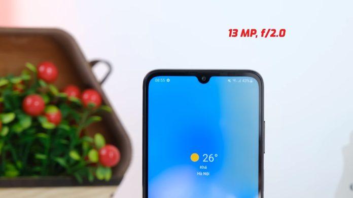 Galaxy A05s có camera trước 13MP cùng đèn flash Led (Ảnh: Internet)