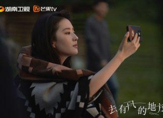 Đi Đến Nơi Có Gió và Lấy Danh Nghĩa Người Nhà: những bộ phim được dựng lên từ cuộc sống