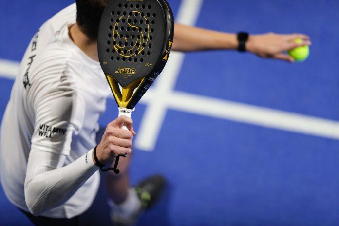 Chơi thể thao quần vợt đòi hỏi sự phối hợp nhiều và phản xạ nhanh. (Nguồn: Internnet)