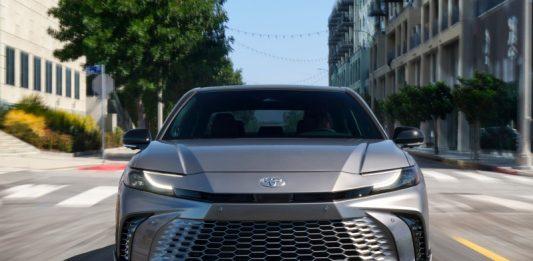 Diện mạo xe Toyota Camry 2025 (Ảnh:Internet)