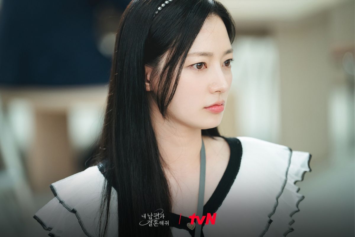 Cô bạn thân Jung Soo Min "ngây thơ vô số tội". Nguồn: tvN