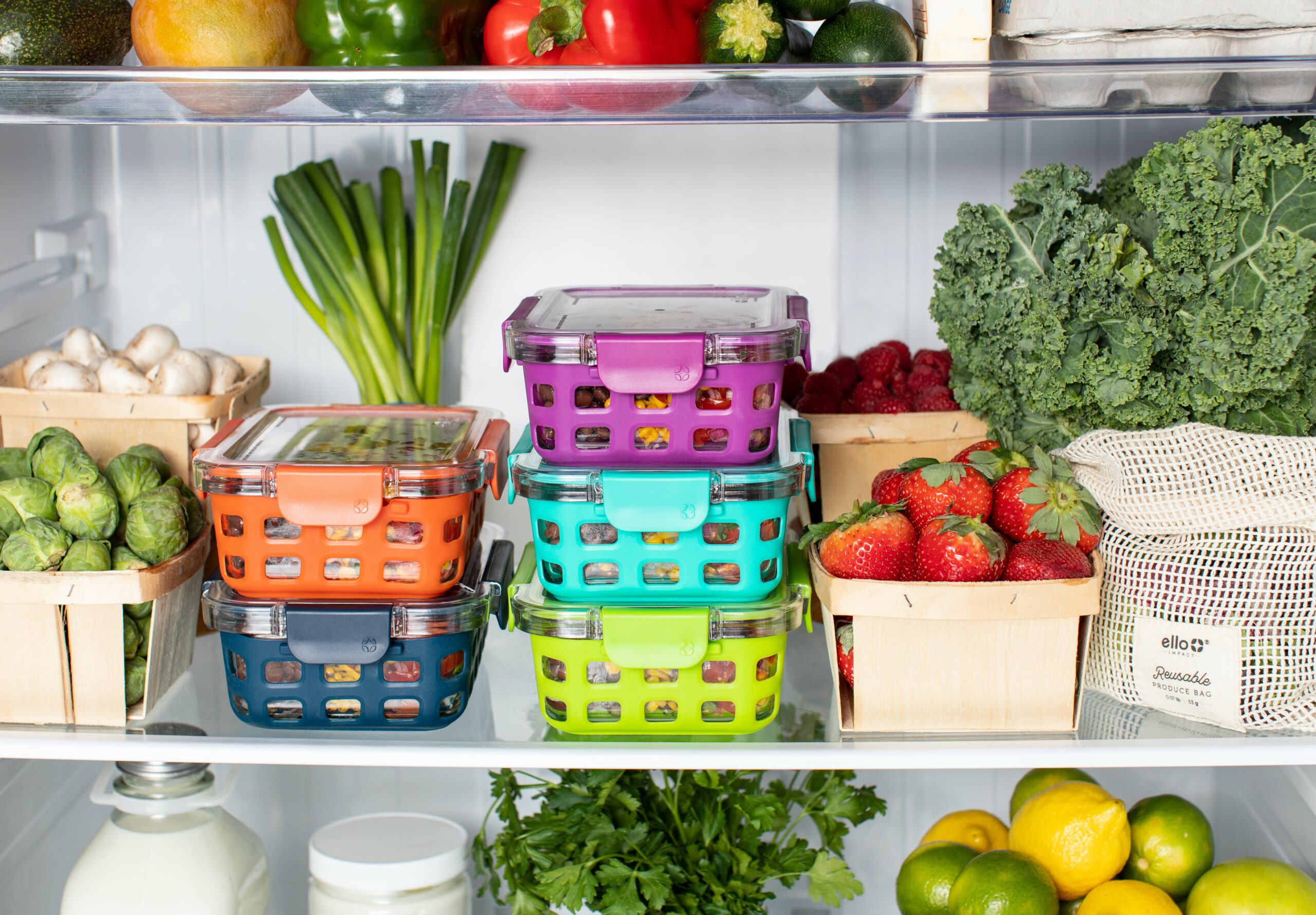 Bạn sẽ ít có khả năng đưa ra những lựa chọn không lành mạnh nếu bạn chỉ dự trữ những thực phẩm tốt trong tủ lạnh và tủ đựng thức ăn của mình. (Nguồn: Internet)