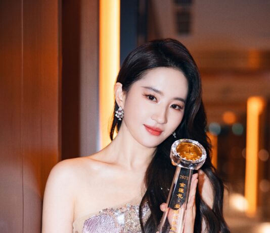 Lưu Diệc Phi có được danh hiệu Thị hậu Kim Liên Hoa 2 năm liên tiếp Lưu Diệc Phi xuất sắc giành danh hiệu Thị hậu Kim Liên Hoa 2 năm liên tiếp (Ảnh: Internet)