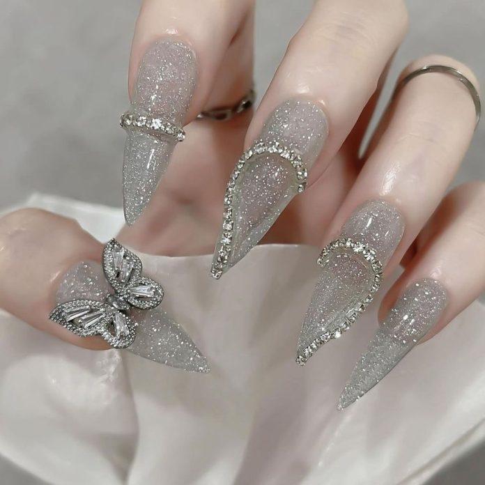 Mẫu nail cực xinh