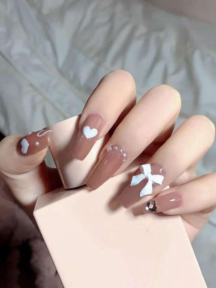 Mẫu nail cực xinh