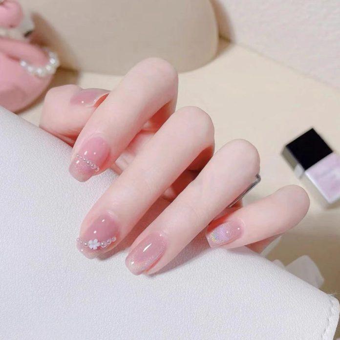 Mẫu nail cực xinh