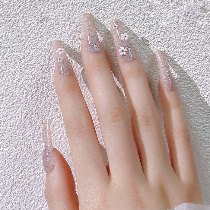 Gợi ý 100+ mẫu nail cực xinh cho Tết thêm lung linh làm đẹp làm đẹp mừng năm mới màu nail mẫu nail cực xinh móng xinh