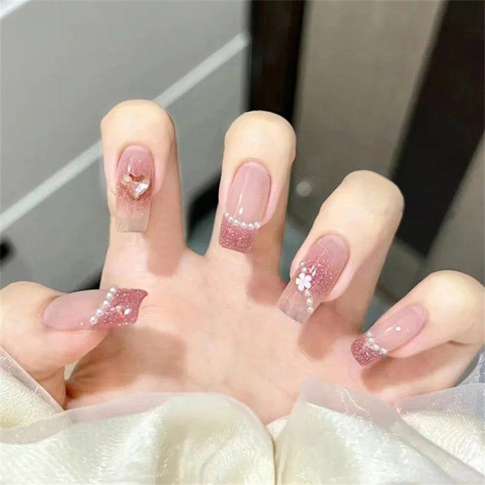 Mẫu nail cực xinh