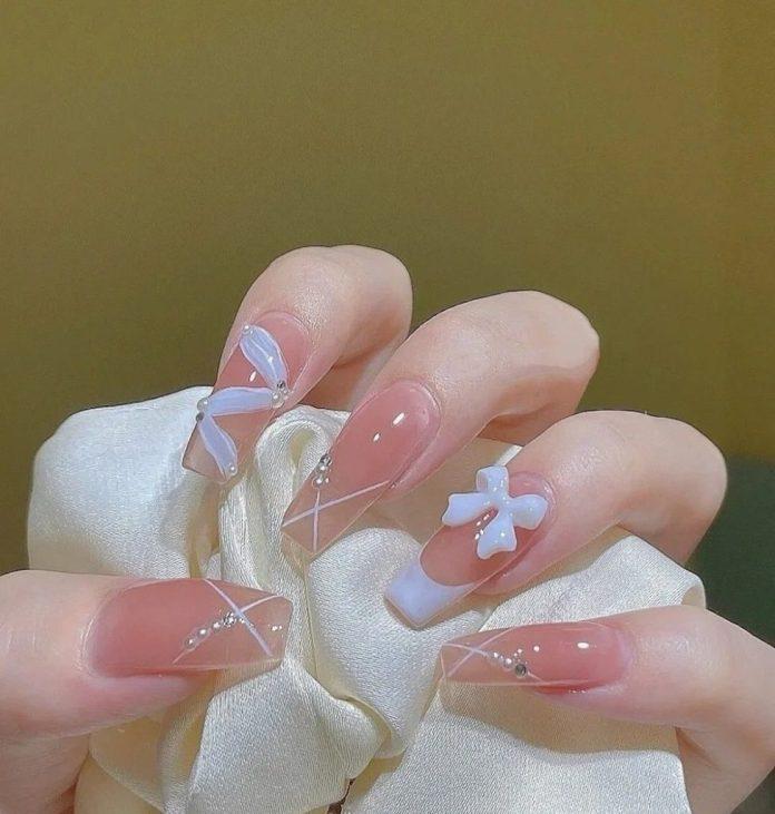 Mẫu nail cực xinh