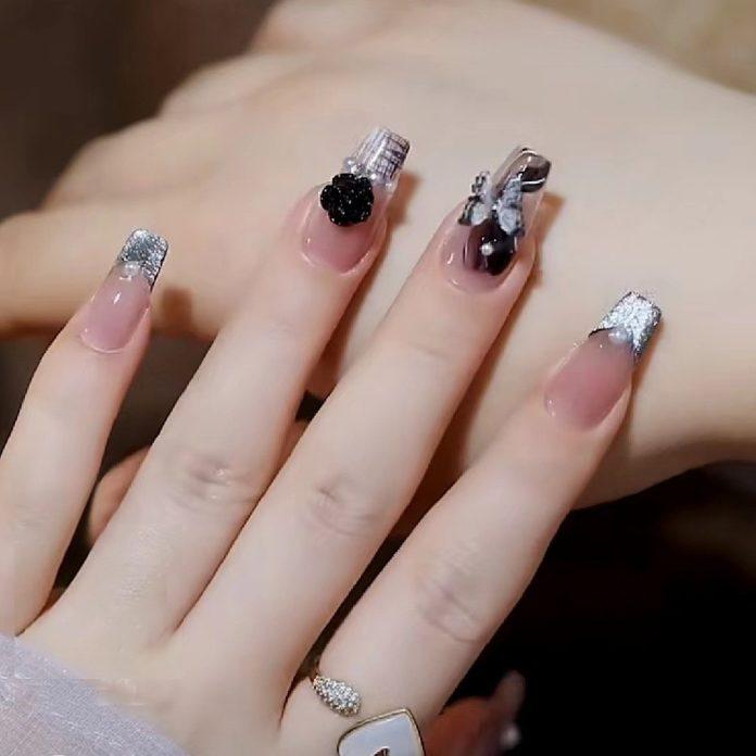 Mẫu nail cực xinh