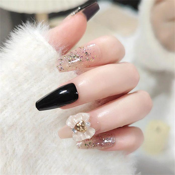 Mẫu nail 2025 sang chảnh, ấn tượng (Ảnh: Internet)