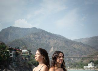 Ngồi lại và hít thở năm hơi dài và sâu sẽ giúp bạn lấy lại quyền kiểm soát hệ thần kinh và cho phép oxy lưu thông bình thường qua não. (Nguồn: Internet)