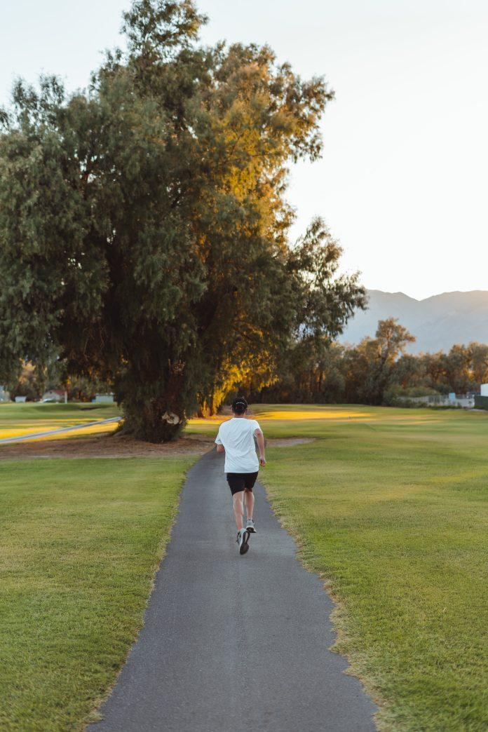 Chạy thường xuyên như một phần của thói quen tập thể dục chắc chắn mang lại cho bạn nhiều lợi ích về tinh thần và thể chất. (Nguồn: Internet)