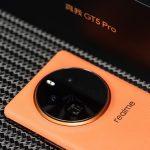 Realme GT5 Pro có thiết kế giả da cực kì đẹp (Ảnh: Internet)