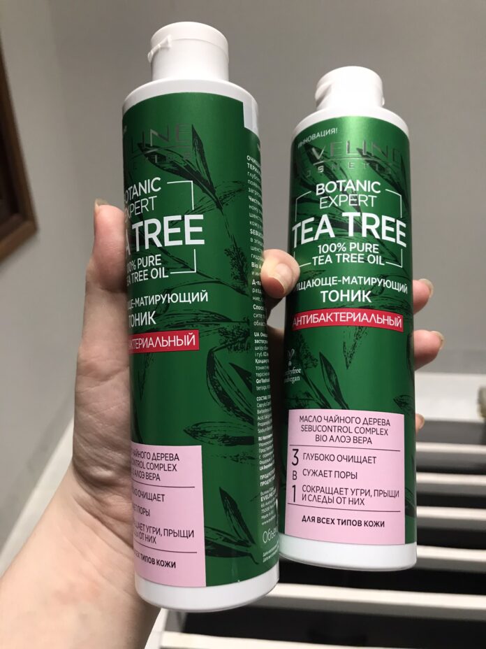 Toner Eveline Botanic Tea Tree Expert