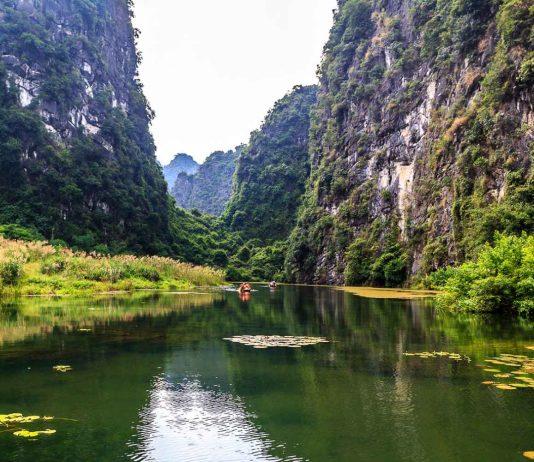 Tràng An, Ninh Bình (ảnh: Internet)