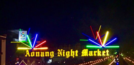 Chợ đêm Ao Nang ở Krabi (Ảnh: Internet)