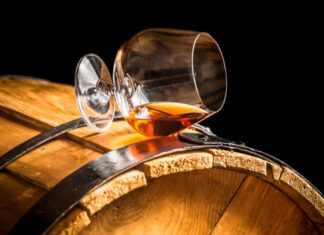 Rượu có tác dụng lớn hơn bạn nghĩ trong tiến trình lịch sử của loài người (Ảnh: Internet)