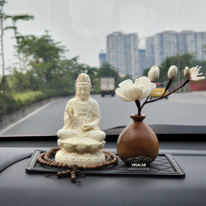 Các vị trí tránh để tượng Phật trên ô tô (Ảnh: Internet)