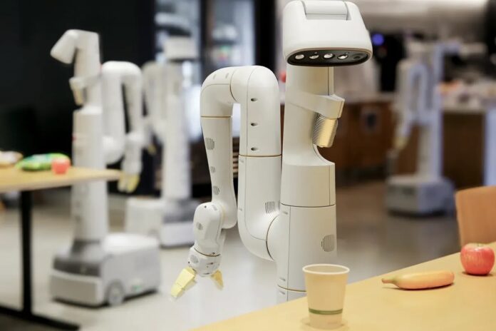 Google có một đội quân robot để thu thập dữ liệu (Ảnh: Internet)