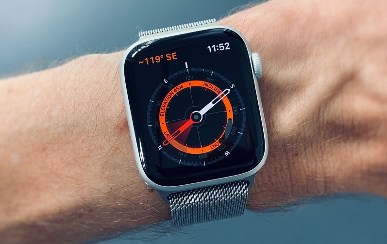 Ứng dụng la bàn của đồng hồ thông minh Apple Watch (Ảnh: Internet)