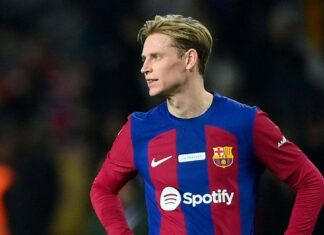Arsenal có thể sở hữu tiền vệ Frenkie De Jong từ Barcelona trong kỳ chuyển nhượng mùa hè năm nay Frenkie De Jong đang khoác áo Barcelona (Ảnh: Internet)