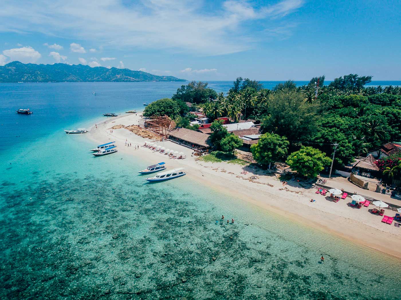 Gili Islands nổi tiếng với bãi biển đẹp, nước biển trong xanh và không khí yên bình (Nguồn: Internet)