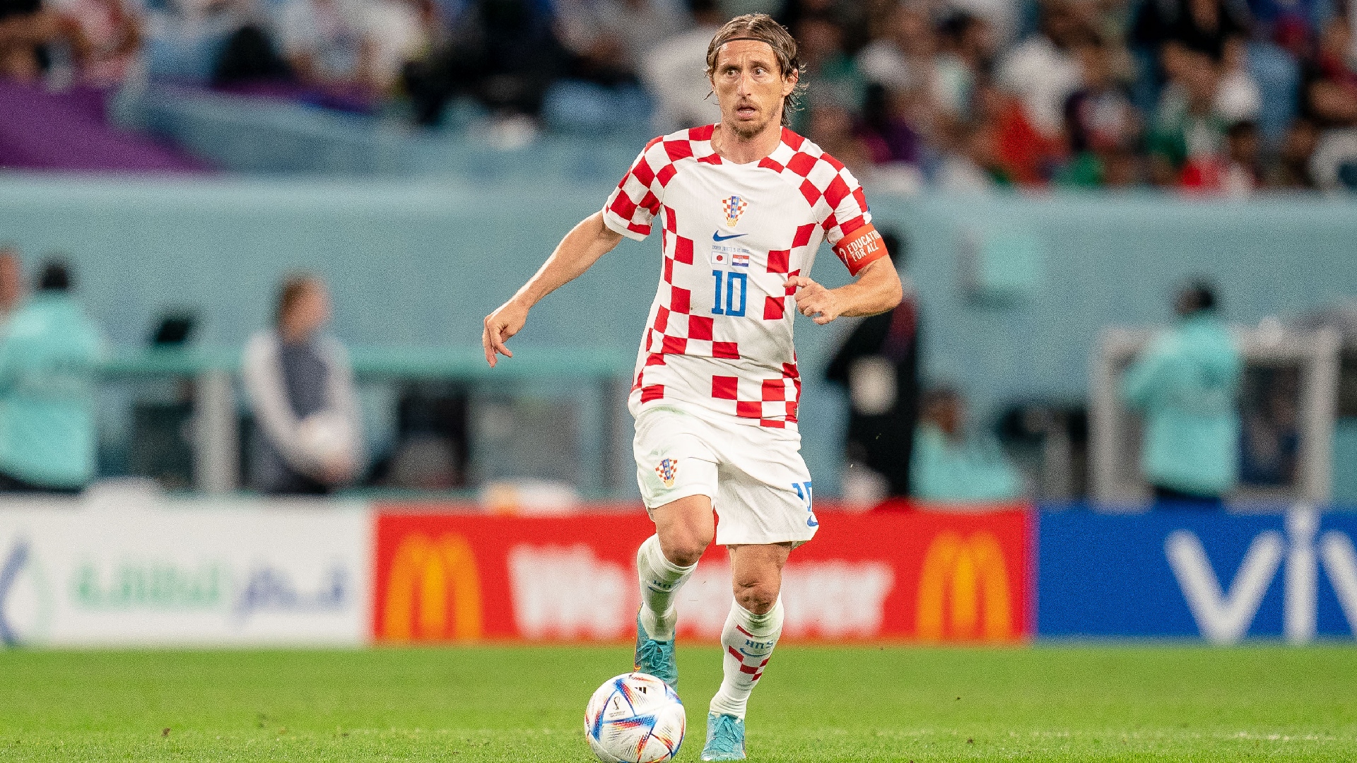 Lối đá ấn tượng của Luka Modric luôn là vũ khí lợi hại trên sân bóng (ảnh: Internet)