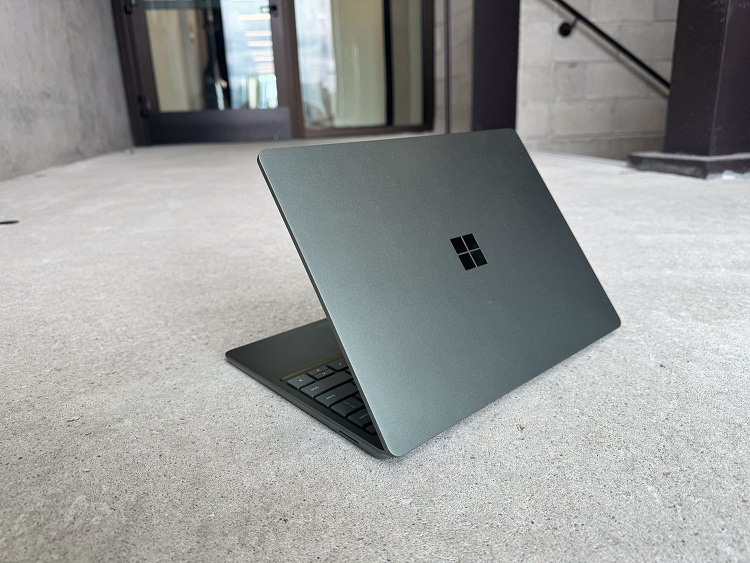 Surface Laptop Go 3 (Ảnh: Internet)